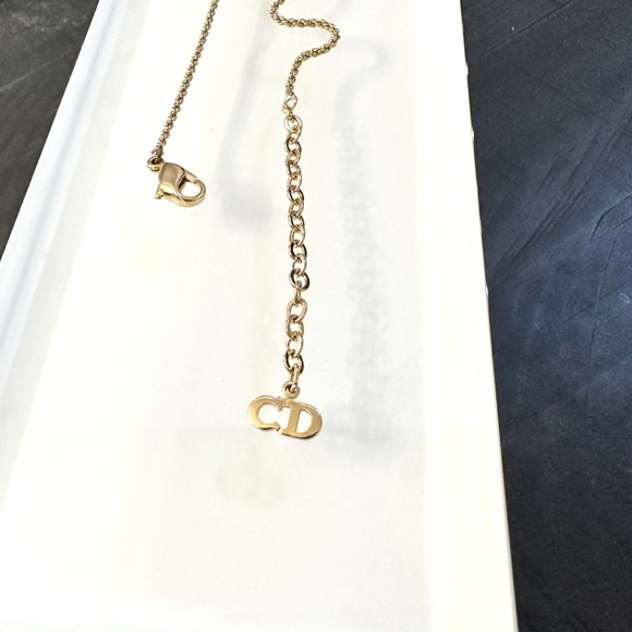 ❌SOLD❌ 💎 Christian Dior CD Logo Pendant Necklace - Picture 6 of 12